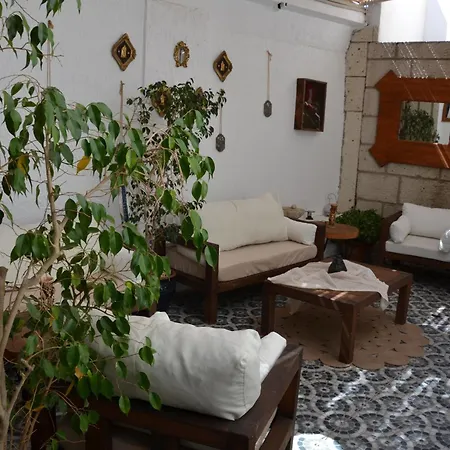 Antik House 1880 Otel Çeşme